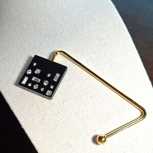 Glamnoir Table Handbag Holder